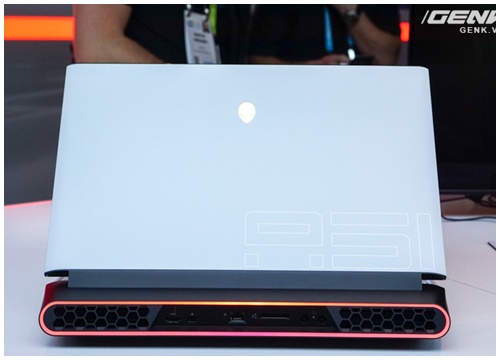 Dell trình làng laptop Alienware Area m51 với cấu hình khủng, thiết kế "cyberpunk", giá từ 2.550 USD