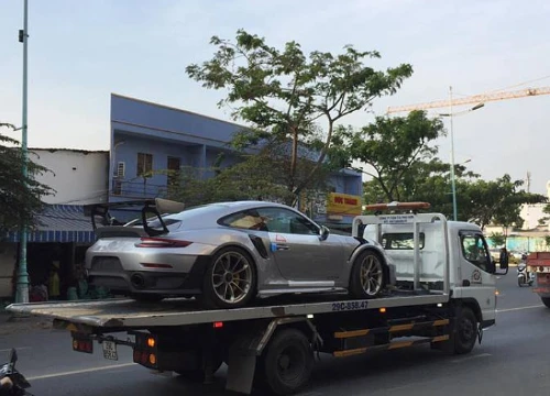 Không chỉ 1 mà có đến 2 chiếc siêu xe Porsche 911 GT2 RS cập bến Việt Nam trong cùng 1 ngày