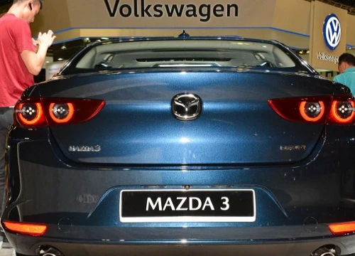 "Mục sở thị" vẻ đẹp của Mazda3 2019 lần đầu tiên đặt chân đến Đông Nam Á