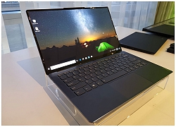 Trên tay Lenovo Yoga S940: Kính 3D, viền mỏng, tai thỏ ngược, giá từ 1500 USD