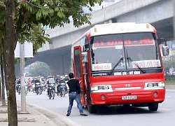 Đi xe Tết bị nhồi nhét, tăng giá, người dân gọi ngay số này