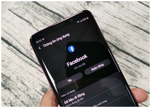 Smartphone Samsung không xóa được Facebook