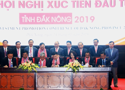 Thủ tướng tham dự Hội nghị xúc tiến đầu tư tỉnh Đắk Nông