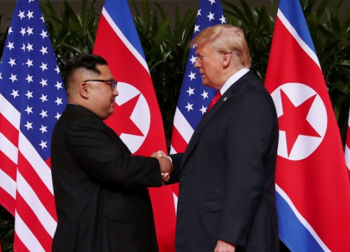 Yomiuri: Trump muốn gặp Kim Jong Un tại Việt Nam vào tháng 2