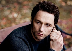 Matthew Rhys đóng vai chính trong series Perry Mason của HBO