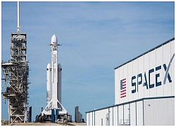 SpaceX sa thải 10% nhân viên, chuẩn bị cho giai đoạn cực kỳ khó khăn