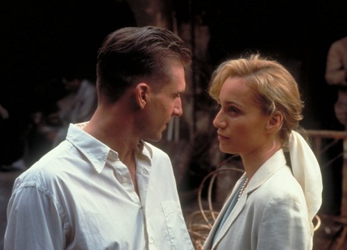 The English Patient - Chiến tranh bao trùm vẫn không khiến tình yêu và niềm tin dập tắt