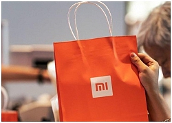 Xiaomi mất 40% giá trị vốn hóa kể từ IPO