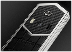 Chiêm ngưỡng Nokia 6500 độ lại khung carbon, ốp lưng da cá sấu, bàn phím titan, giá 60 triệu