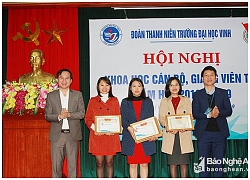 ĐH Vinh khen thưởng 6 cán bộ giảng viên trẻ