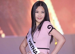 Đi loạng choạng, biểu cảm khó hiểu, Ngân Anh tiếp tục "trắng tay" tại Miss Intercontinental 2018