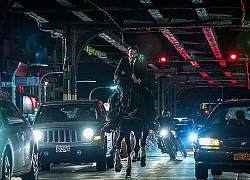 John Wick 3 - Parabellum - Keanu Reeves trốn chạy sát thủ, đến sa mạc tìm Halle Berry