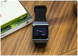 Những mẫu smartwatch giảm giá mạnh cận Tết