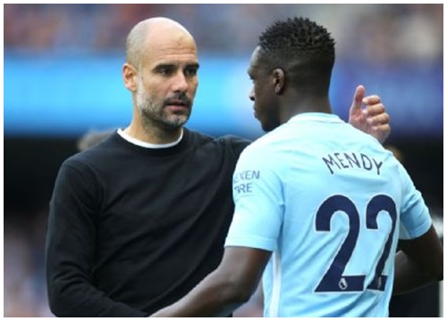 Pep Guardiola ngán ngẩm với sao Man City: "Tôi không phải bố cậu ấy"