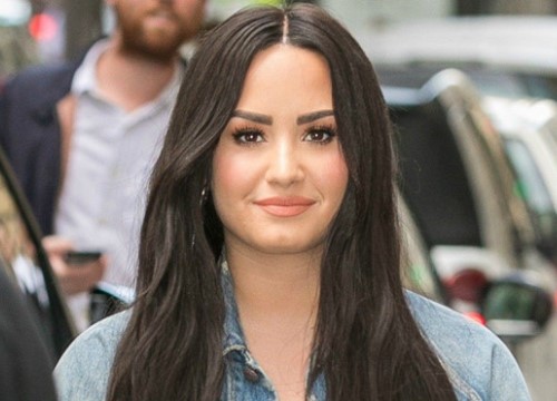 Demi Lovato kỷ niệm 6 tháng cai nghiện sau khi sốc thuốc suýt chết