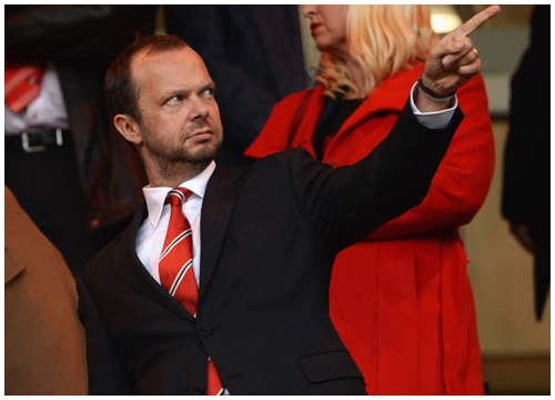 M.U cứ hay thế này, Ed Woodward biết làm gì!