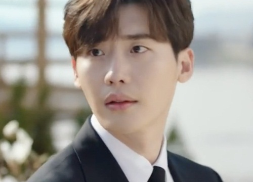 Tết này bị hỏi có "gấu" chưa cứ mạnh dạn trả lời như Lee Jong Suk trong "Romance is a Bonus Book"!