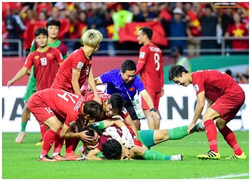 Tết cận kề, tuyển thủ Việt Nam chưa nhận được tiền thưởng sau AFF Cup 2018 và Asian Cup 2019