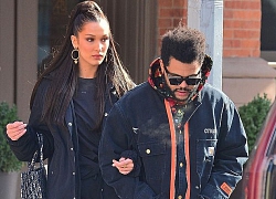 Trời lạnh tới mức tóc đông cứng, Bella Hadid vẫn ấm áp vô cùng vì có bạn trai The Weeknd bên cạnh