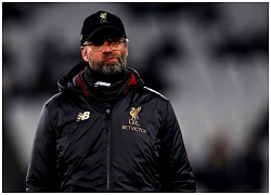 Không thể giữ bình tĩnh, Klopp &#8216;gây sự&#8217; với nhiều người