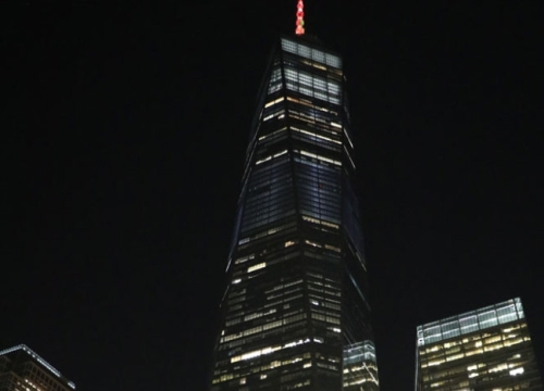 Lần đầu tiên, World Trade Center ở New York sáng đèn mừng Tết Nguyên đán