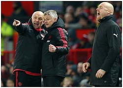 Mike Phelan đang làm gì tại Man United?