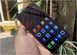 Trên tay Nubia Z18 tại Việt Nam: Màu đỏ quý phái, cấu hình mạnh