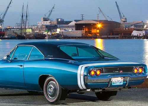 Người chơi xe cổ Sài Gòn "khai quật" Dodge Charger 1968 cực hiếm