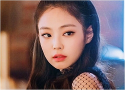 Phản ứng của Jennie (Black Pink) khi được một fan cầu hôn trong concert