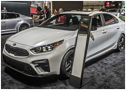 2020 Kia Forte GT-Line lộ diện chi tiết, đe nẹt Toyota Camry