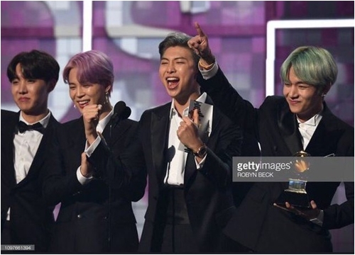 BTS trở thành nghệ sĩ Kpop đầu tiên xuất hiện trên sân khấu Grammy: 'Chúng tôi sẽ trở lại'!