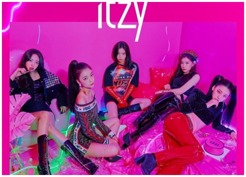 Chỉ vài giờ sau khi phát hành, MV debut của ITZY đã phá 2 kỷ lục YouTube mà IZ*ONE phải mất đến 24 giờ mới thiết lập được