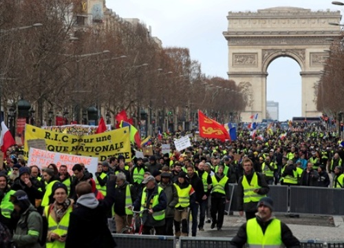 Paris: Biểu tình biến thành bạo động, phe 'Áo vàng' tấn công nhà chủ tịch Hạ viện