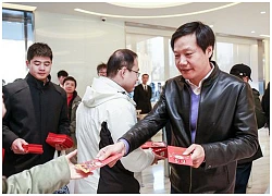 Cùng xem CEO Xiaomi Lei Jun lì xì cho nhân viên dịp năm mới