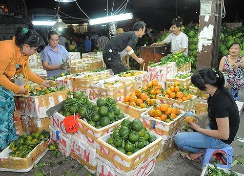 Sau tết hàng về nhiều nhưng sức mua chậm