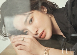 Khi Kbiz ầm ĩ vì tin đồn ly hôn, Song Hye Kyo chỉ "thả nhẹ" bộ ảnh tạp chí lộng lẫy và tâm sự về điều quan trọng này