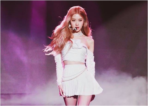 Rosé (Black Pink) với kiểu nhảy gây tranh cãi: Là "dẹo" bẩm sinh hay cố tình nhảy "cong" để gây chú ý?