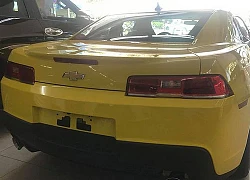 Chevrolet Camaro 2015 bán giá rẻ kèm quảng cáo &#8220;chưa từng lăn bánh tại Việt Nam&#8221;