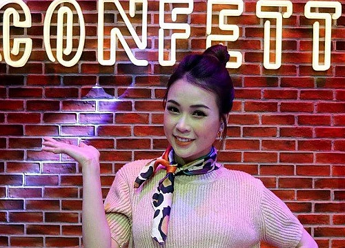 Người chơi đòi "Confetti" tặng Sam hẳn 3000 USD để nữ MC biết... quý trọng thời gian!