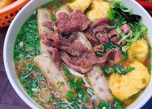 Những quán bún riêu cua lâu đời ở Hà Nội