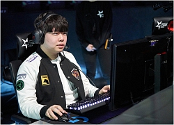 HLV KkOma: &#8220;Độ gắn kết của chúng tôi chưa đạt 100%, nhưng nó có nghĩa là tập thể SKT T1 vẫn có thể phát triển hơn nữa&#8221;