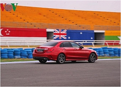 Mercedes-Benz C-Class 2019 có giá từ 1,49 tỉ đồng tại Việt Nam