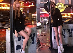 Trời ban cho đôi chân dài miên man, Lisa (Black Pink) sang trời Tây là phải chụp ảnh đủ 7749 góc để khoe cho triệt để