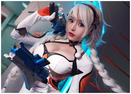 Cực hot với cosplay Yae Sakura trong Honkai Impact 3