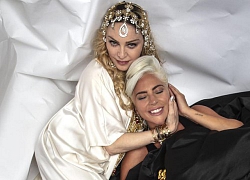 Madonna và Lady Gaga ôm ấp nhau, xóa bỏ hận thù sau 10 năm