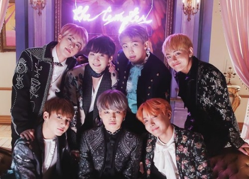 Mới đầu năm đã dính "phốt": Nhóm nhạc toàn cầu BTS bị tố đạo nhái, Big Hit nói gì?