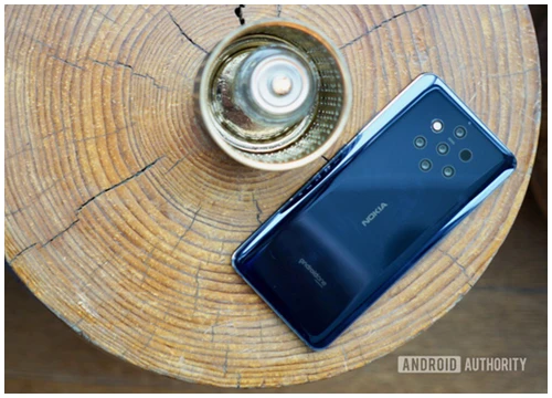 Nokia 9 Pureview - smartphone 5 camera sau đầu tiên trên thế giới ra mắt: 4 hãng cùng làm camera, chip Snapdragon 845, giá 699 USD