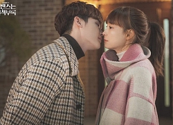 'Phụ lục tình yêu' tập 10: Lee Jong Suk dành nụ hôn đầu cho Lee Na Young, khán giả Hàn phản ứng thế nào?