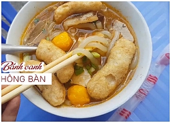 Quán bánh canh vỉa hè không bàn, chỉ bán giờ thiêng ở Sài Gòn