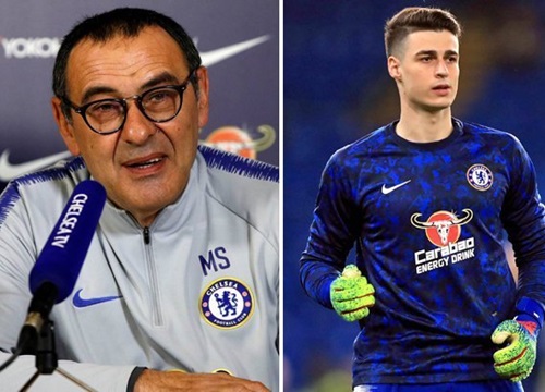 HLV Chelsea vừa đấm, vừa xoa thủ môn Kepa